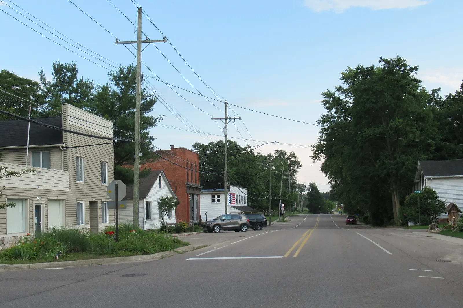 Street view in Hartland, Michigan